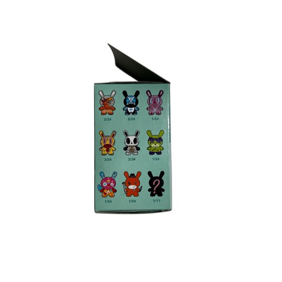 Kidrobot Dunny Series 4 - 5 Dunnys from 2007 - Picture 15 of 16